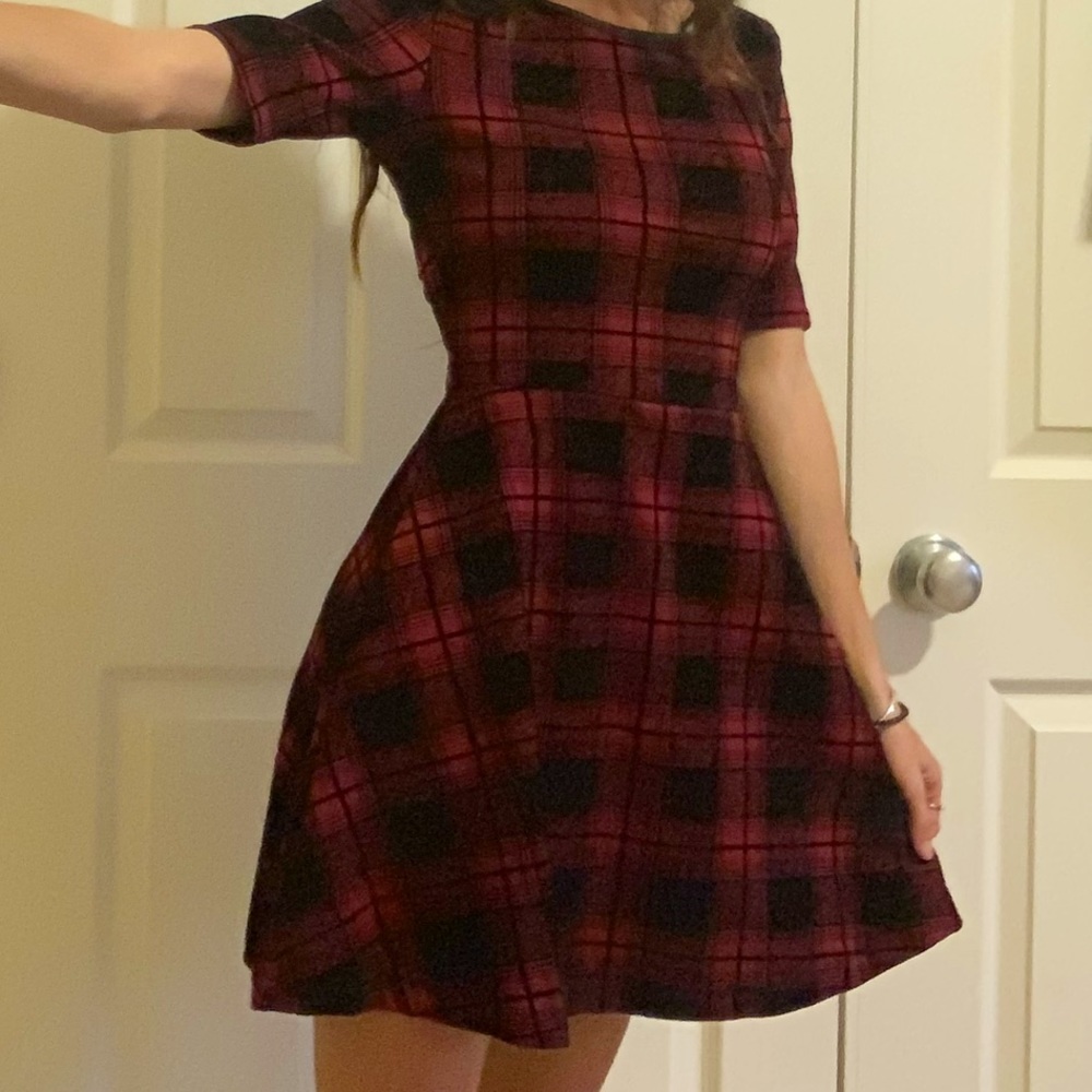 Red plaid velvet dress